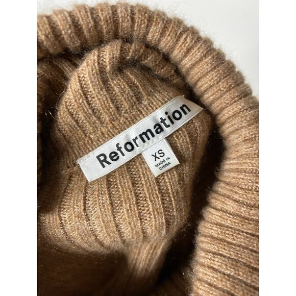 Reformation Luisa Cropped 100% Cashmere Sweater in Camel Women's XS Turtleneck - Picture 4 of 6